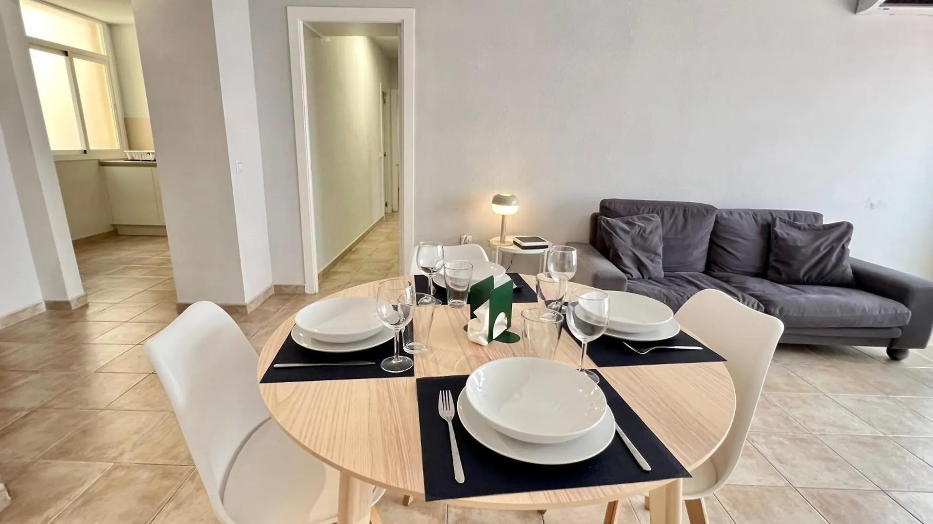 The Consistorial City Center Apartment 丰希罗拉 0*,